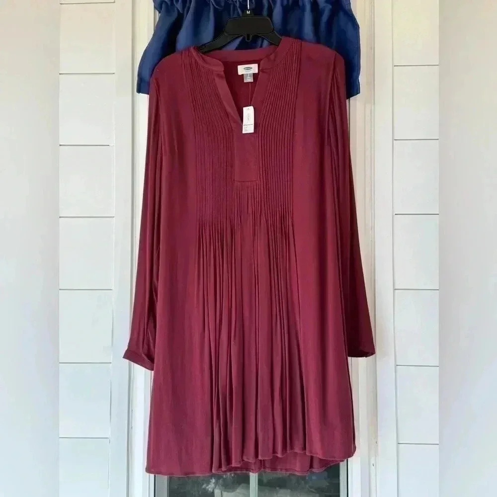 Old Navy NWT Women’s Pintuck Long Sleeve Tunic Burgundy Dress Size Small Tall